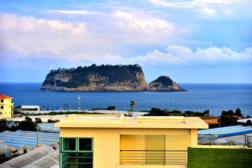 Jeju Bada Wi Olle Pension Seogwipo Exterior photo